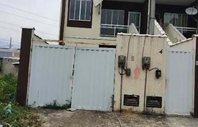 Imagem: A casa possui 2 Dormitórios, 1 Banheiro, 1 Vaga na garagem