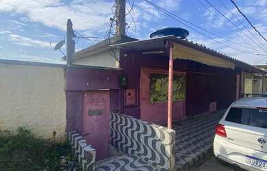 Imagem: A casa possui 2 Dormitórios, 1 Banheiro, 162m² de Área, 325m²