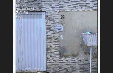 Imagem: A casa e possui 2 Dormitórios, 1 Banheiro, 47-0m² de Área