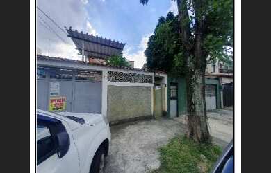 Imagem: A casa possui 1 Dormitório, 1 Banheiro, 118m² de Área, 240m²