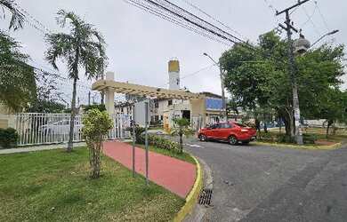 Imagem: A casa possui 1 Dormitório, 1 Banheiro e 1 Vaga na garagem