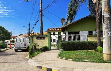 Imagem: O apartamento possui 2 Dormitórios, 1 Banheiro e 50m² de Área