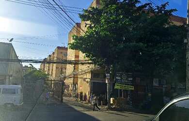 Imagem: O apartamento possui 3 Dormitórios, 1 Banheiro e 65m² de Área