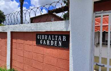 Imagem: A casa possui 2 Dormitórios, 1 Banheiro, 53m² de Área, 30m²