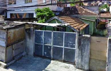 Imagem: A casa possui 2 Dormitórios, 1 Banheiro, 50m² de Área, 70m²