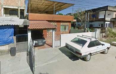 Imagem: A casa possui 2 Dormitórios, 1 Banheiro, 1 Vaga na garagem