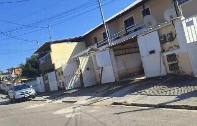 Imagem: A casa possui 2 Dormitórios, 1 Banheiro, 59m² de Área e 360m²