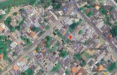 Imagem: A casa possui 2 Dormitórios, 1 Banheiro, 88m² de Área, 385m²