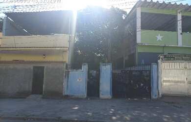 Imagem: A casa possui 1 Dormitório, 1 Banheiro, 174m² de Área, 352m²