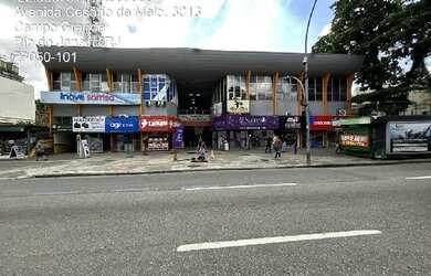 Imagem: A sala comercial possui 1 Dormitório, 1 Banheiro, 31m² de