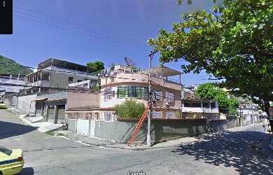 Imagem: A casa possui 2 Dormitórios, 1 Banheiro, 77m² de Área, 120m²