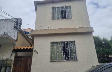 Imagem: A casa possui 1 Dormitório, 1 Banheiro, 50m² de Área e Imóvel