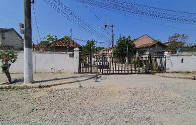 Imagem: A casa possui 2 Dormitórios, 1 Banheiro, 49m² de Área, 53m²