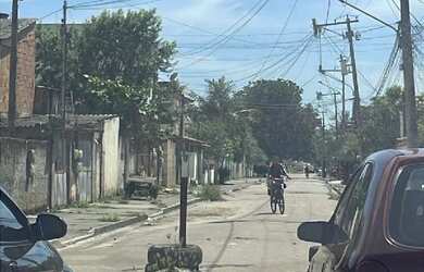 Imagem: A casa possui 1 Dormitório, 1 Banheiro, 76m² de Área e está