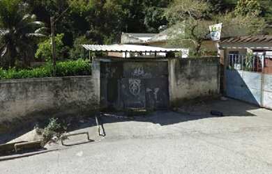 Imagem: A casa possui 2 Dormitórios, 1 Banheiro, 105m² de Área, 632m²