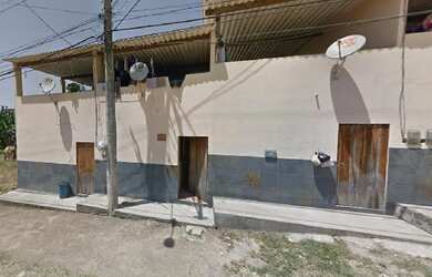 Imagem: A casa possui 1 Dormitório, 1 Banheiro, 47m² de Área, 32m²