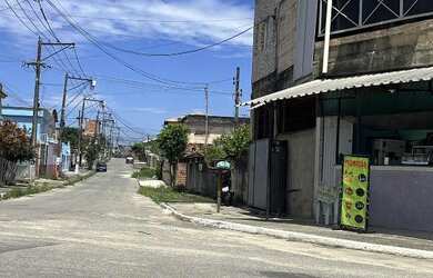 Imagem: A casa possui 2 Dormitórios, 1 Banheiro, 1 Vaga na garagem