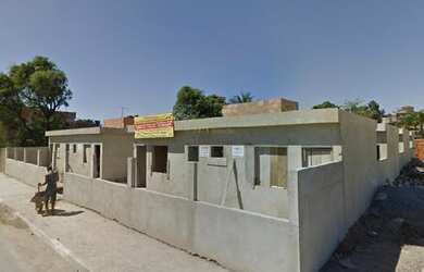 Imagem: A casa possui 2 Dormitórios, 1 Banheiro, 26m² de Área, 48m²