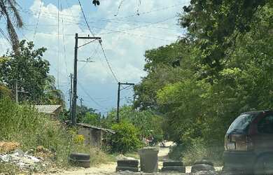 Imagem: A casa possui 1 Dormitório, 1 Banheiro, 1 Vaga na garagem