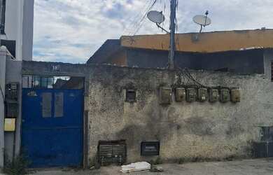 Imagem: A casa possui 1 Dormitório, 1 Banheiro, 43m² de Área, 45m²