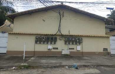 Imagem: A casa possui 1 Dormitório, 1 Banheiro, 27m² de Área, 34m²