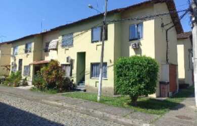 Imagem: O apartamento possui 2 Dormitórios, 1 Banheiro e 46m² de Área