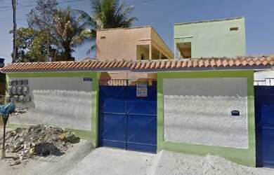 Imagem: A casa possui 1 Dormitório, 1 Banheiro, 35m² de Área e 405m²