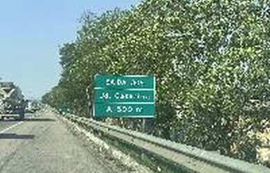 Imagem: A casa possui 1 Dormitório, 1 Banheiro, 34m² de Área e está