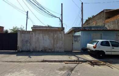 Imagem: A casa possui 1 Dormitório, 1 Banheiro, 30m² de Área, 32m²