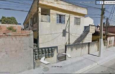 Imagem: A casa possui 1 Dormitório, 1 Banheiro, 45m² de Área, 35m²