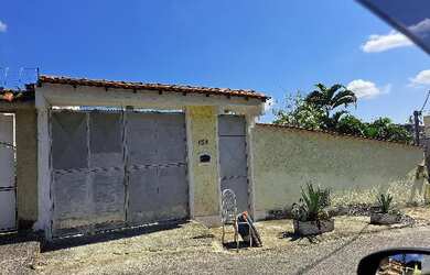 Imagem: A casa possui 1 Dormitório, 1 Banheiro, 30m² de Área, 150m²