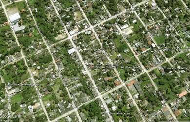 Imagem: A casa possui 1 Dormitório, 1 Banheiro, 53m² de Área e está