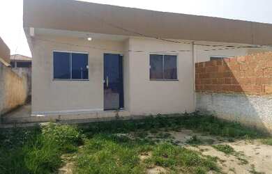 Imagem: A casa possui 2 Dormitórios, 1 Banheiro, 54m² de Área, 1242m²