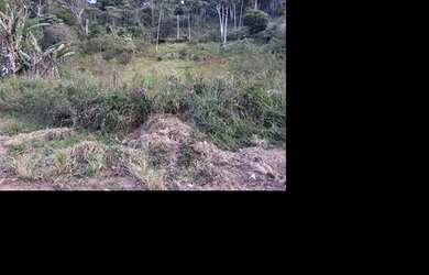 Imagem: O terreno possui 1 Dormitório, 1 Banheiro, 50m² de Área