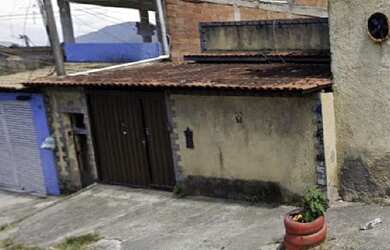 Imagem: A casa possui 2 Dormitórios, 1 Banheiro, 76m² de Área e 360m²