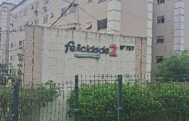 Imagem: O apartamento possui 2 Dormitórios, 1 Banheiro, 1 Vaga na garagem