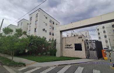 Imagem: O apartamento possui 2 Dormitórios, 1 Banheiro, 1 Vaga na garagem