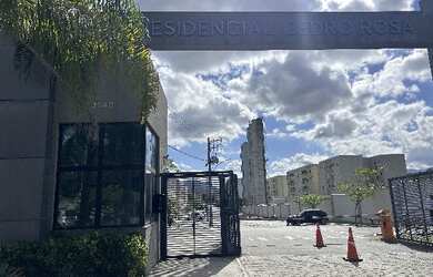 Imagem: O apartamento possui 2 Dormitórios, 1 Banheiro, 77m² de Área