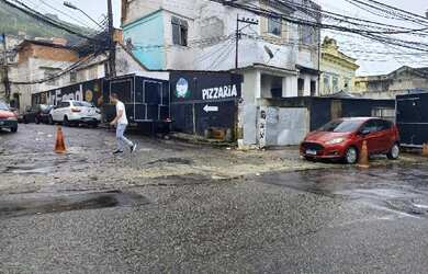 Imagem: A casa possui 2 Dormitórios, 1 Banheiro, 114m² de Área, 136m²