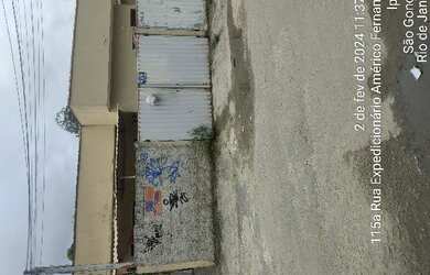 Imagem: A casa possui 2 Dormitórios, 1 Banheiro, 1 Vaga na garagem