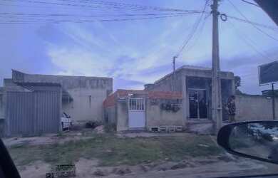 Imagem: A casa possui 1 Dormitório, 1 Banheiro, 1 Vaga na garagem