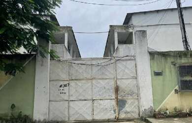 Imagem: A casa possui 1 Dormitório, 1 Banheiro, 47m² de Área, 26m²