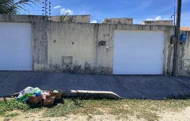 Imagem: A casa possui 2 Dormitórios, 1 Banheiro, 64m² de Área, 212m²