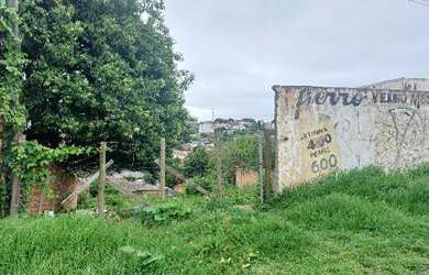 Imagem: O terreno possui 1 Dormitório, 1 Banheiro, 50m² de Área e