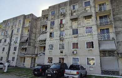 Imagem: O apartamento possui 3 Dormitórios, 1 Banheiro, 1 Vaga na garagem