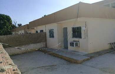 Imagem: A casa possui 2 Dormitórios, 1 Banheiro, 1 Vaga na garagem