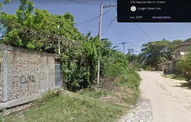 Imagem: A casa possui 2 Dormitórios, 1 Banheiro, 33m² de Área e 90m²