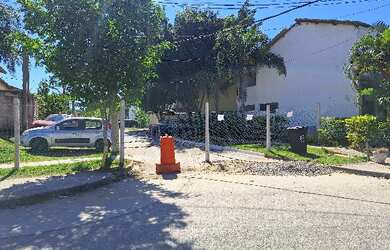 Imagem: A casa possui 2 Dormitórios, 1 Banheiro, 1 Vaga na garagem