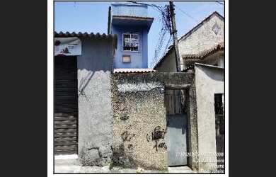 Imagem: A casa possui 2 Dormitórios, 1 Banheiro, 53m² de Área, 278m²