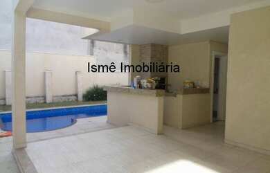 Imagem: A casa em condomínio possui 4 Dormitórios, 6 Banheiros, 2